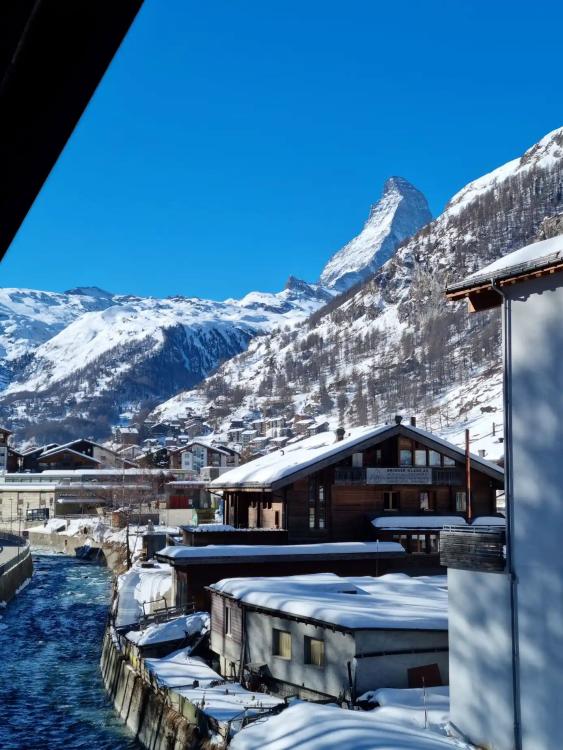 Rustikales Zuhause mit Matterhornblick
