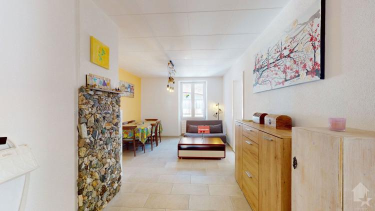 Appartement traversant de 115 m2 rénové