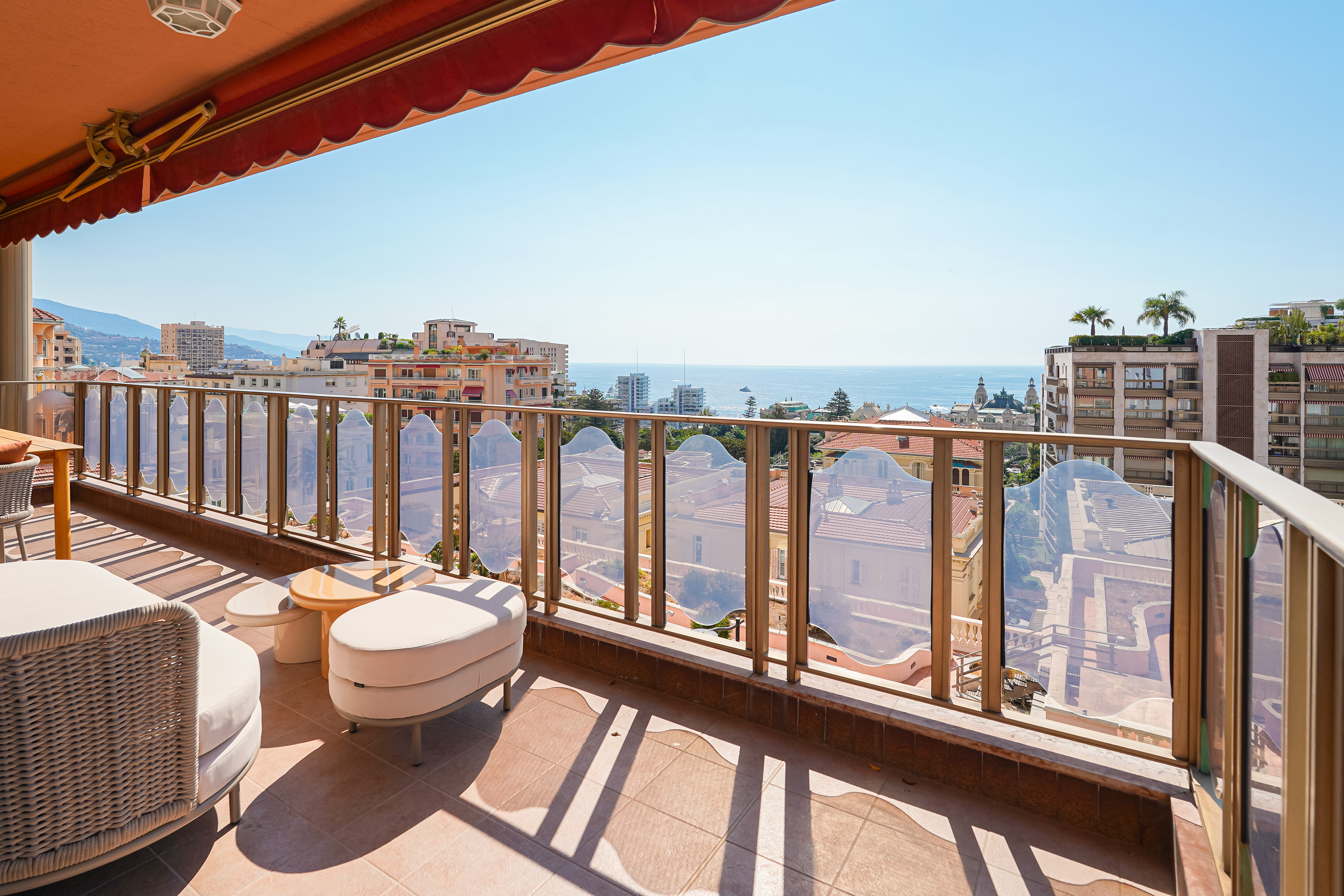 0n3PV_terrasse-riviera-palace-valeri-agency-1784132077.jpg