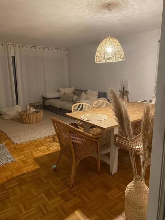 Grand appartement de 4.5 pièces