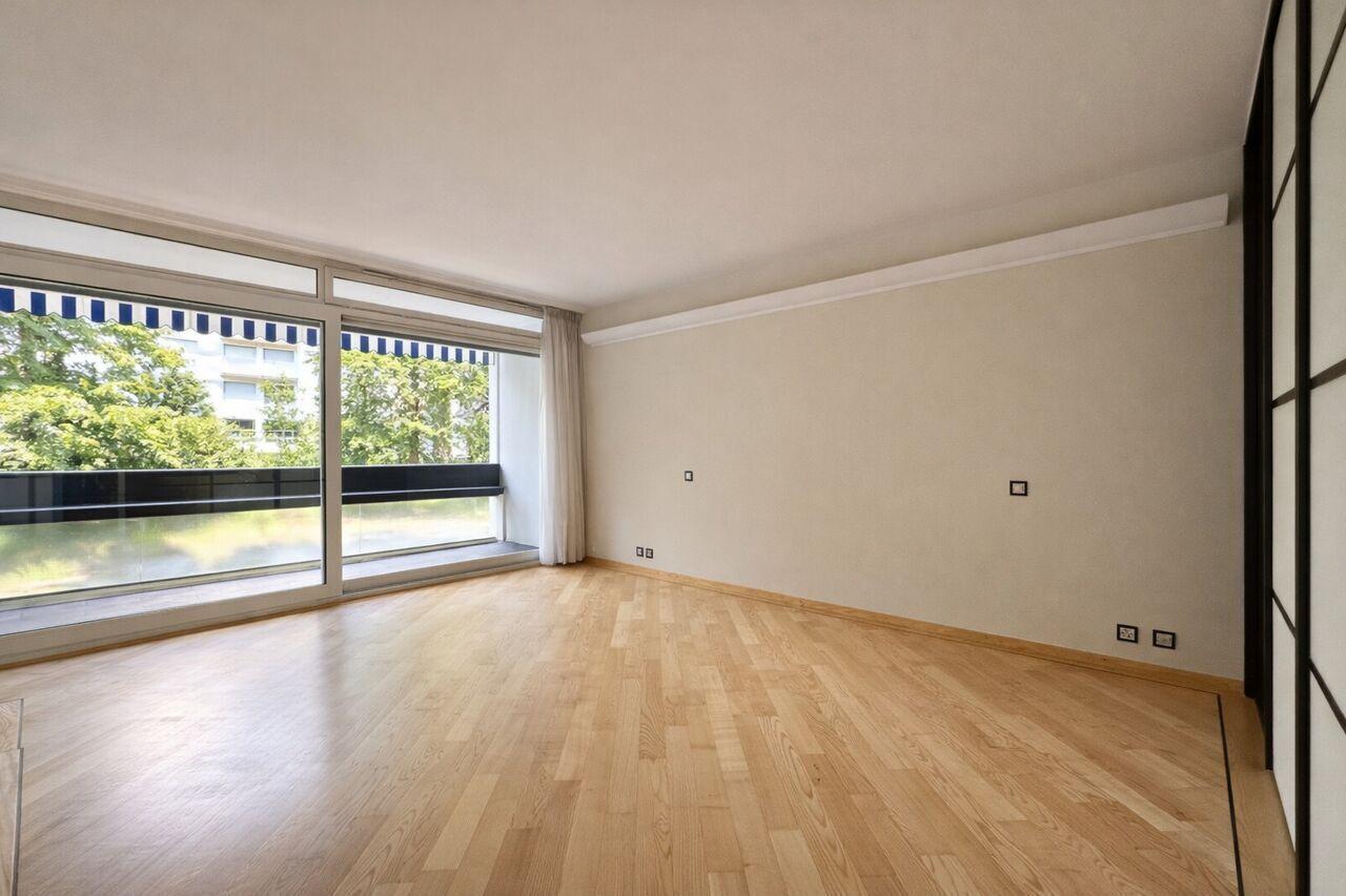 Superbe appartement de 5.5 pièces avec piscine – Malagnou