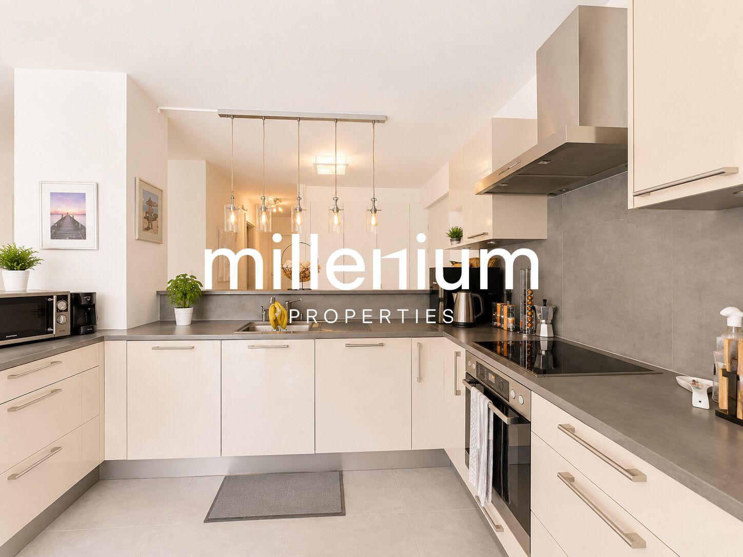 Magnifique appartement meublé de standing de 4 pièces avec terrasse