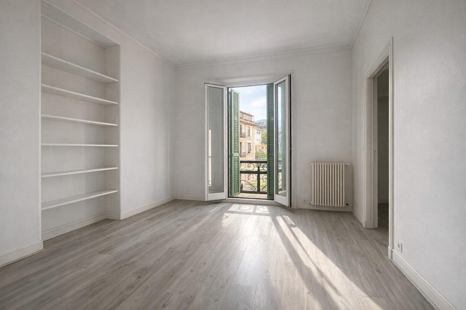 Grand appartement 5 pièces – Menton