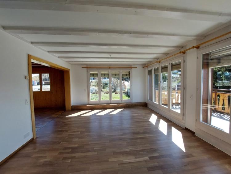 Komfortables Halbchalet, wunderschöne Aussicht