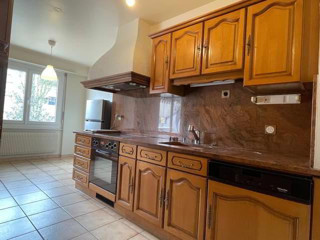 Appartement de 4 pièces avec balcon à Yverdon-les-Bains