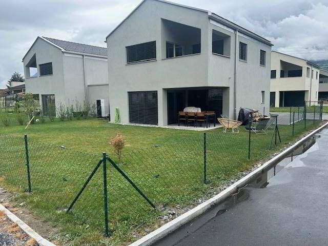 Villa neuve contemporaine