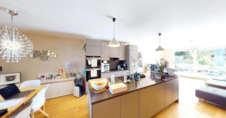 Maison contiguë 7 pièces