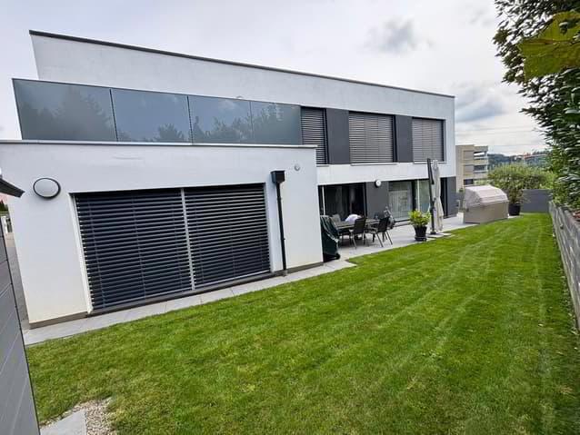 Magnifique villa contemporaine de 6.5 pièces avec studio indépendant...