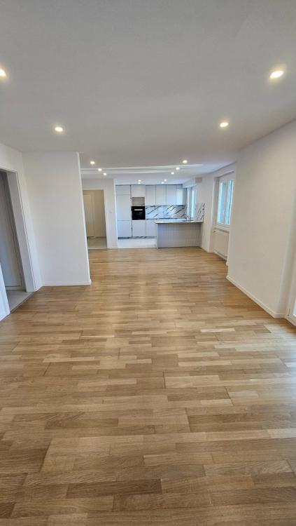 05740 - Appartement 4½ pièces 1er loyer net offert - Grand-Rue 30 - Les Brenets