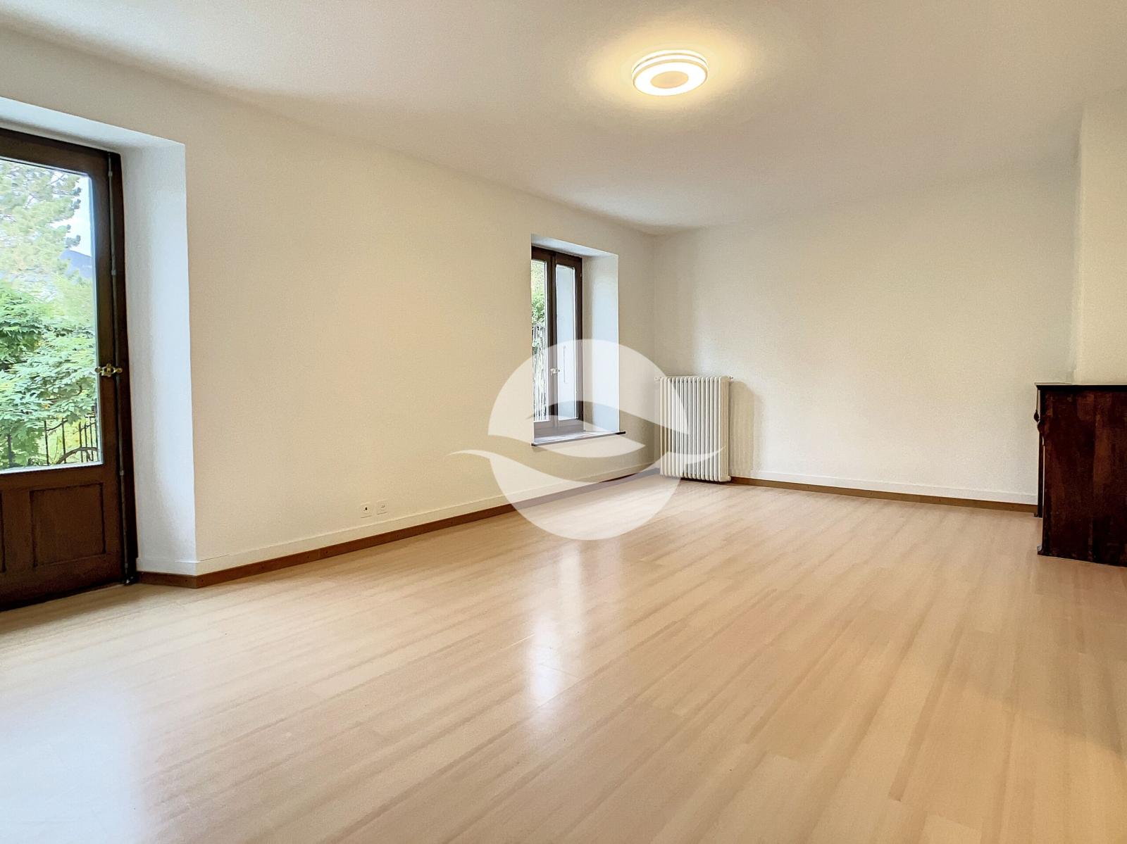 Maison villageoise de Charme avec piscine