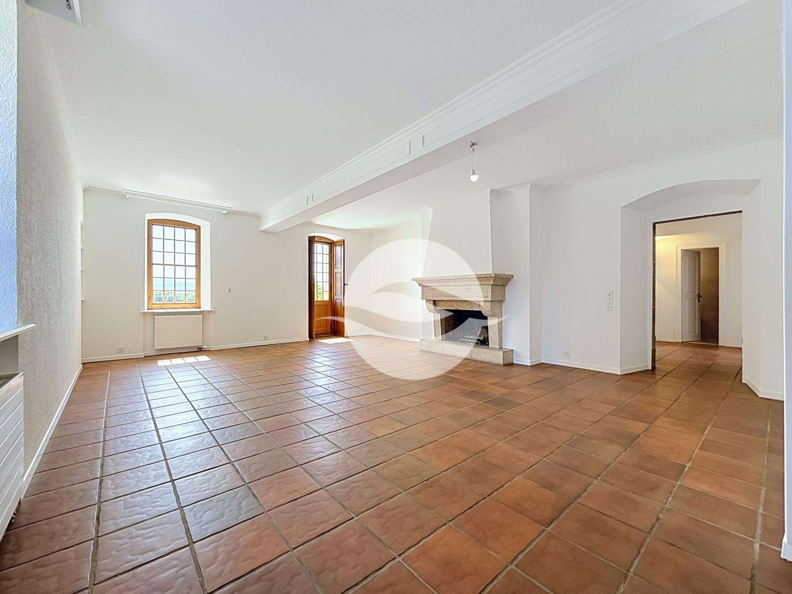 Duplex de 6,5 pièces avec grand jardin