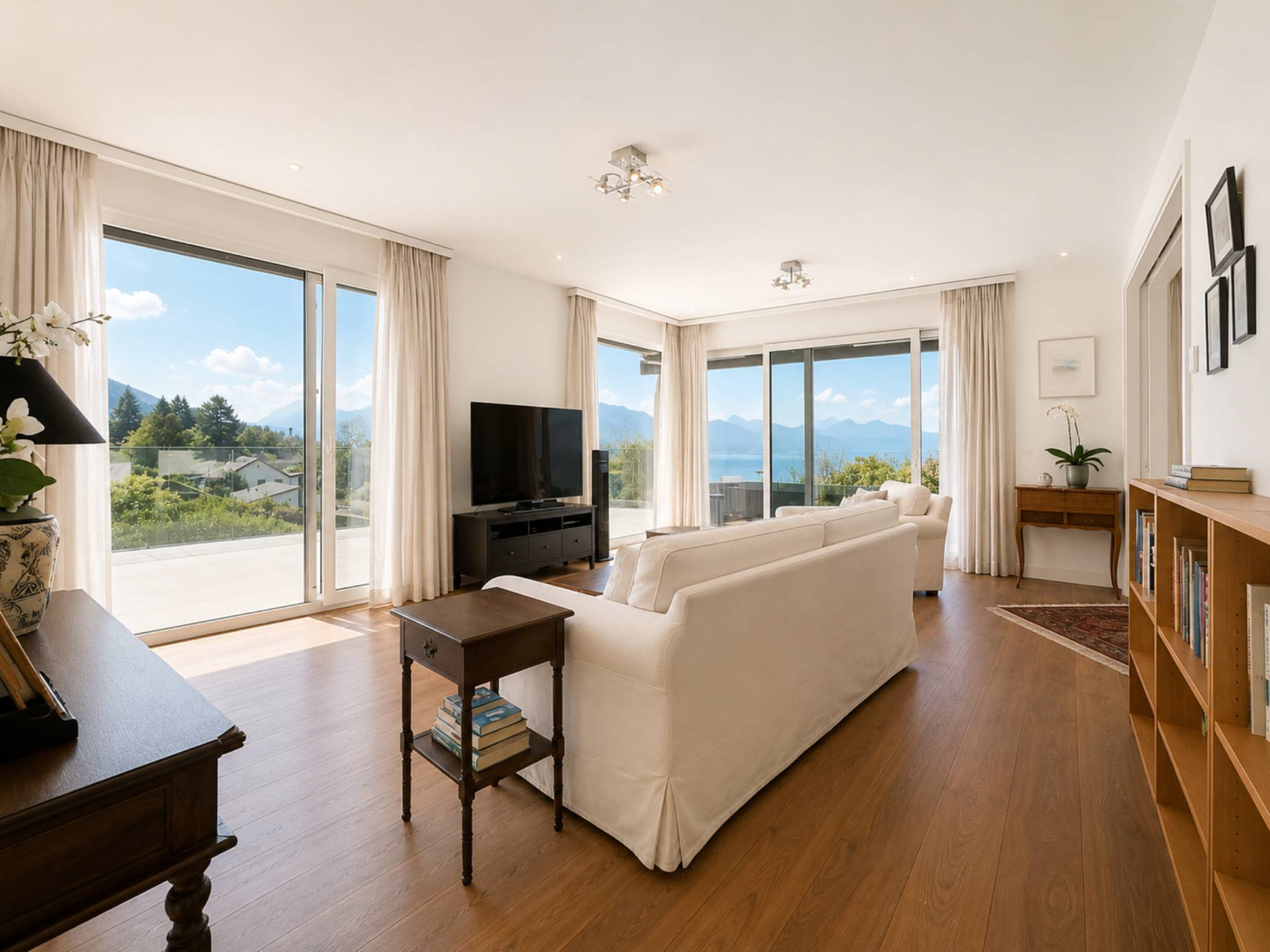 Appartement de standing de plus de 360 m2 avec vue sur le lac