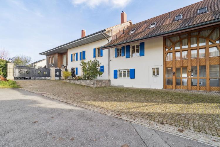 Exceptional property with lake view in Bellerive