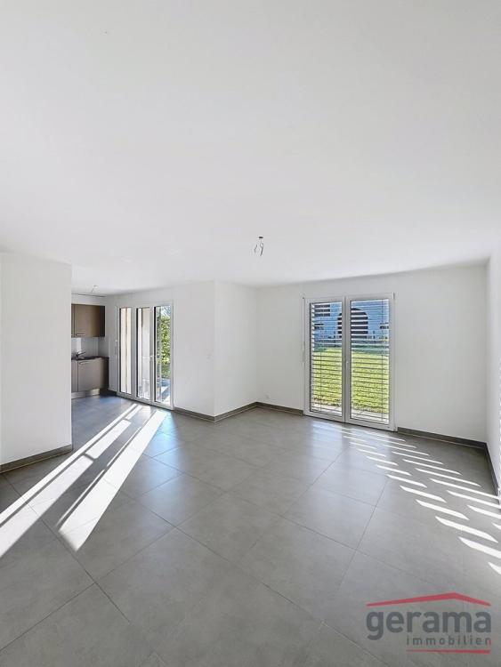 Appartement lumineux de 2.5 pièces au rez-de-chaussée