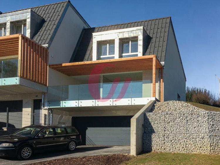 Maison contiguë de 5.5 pièces au Pâquier !