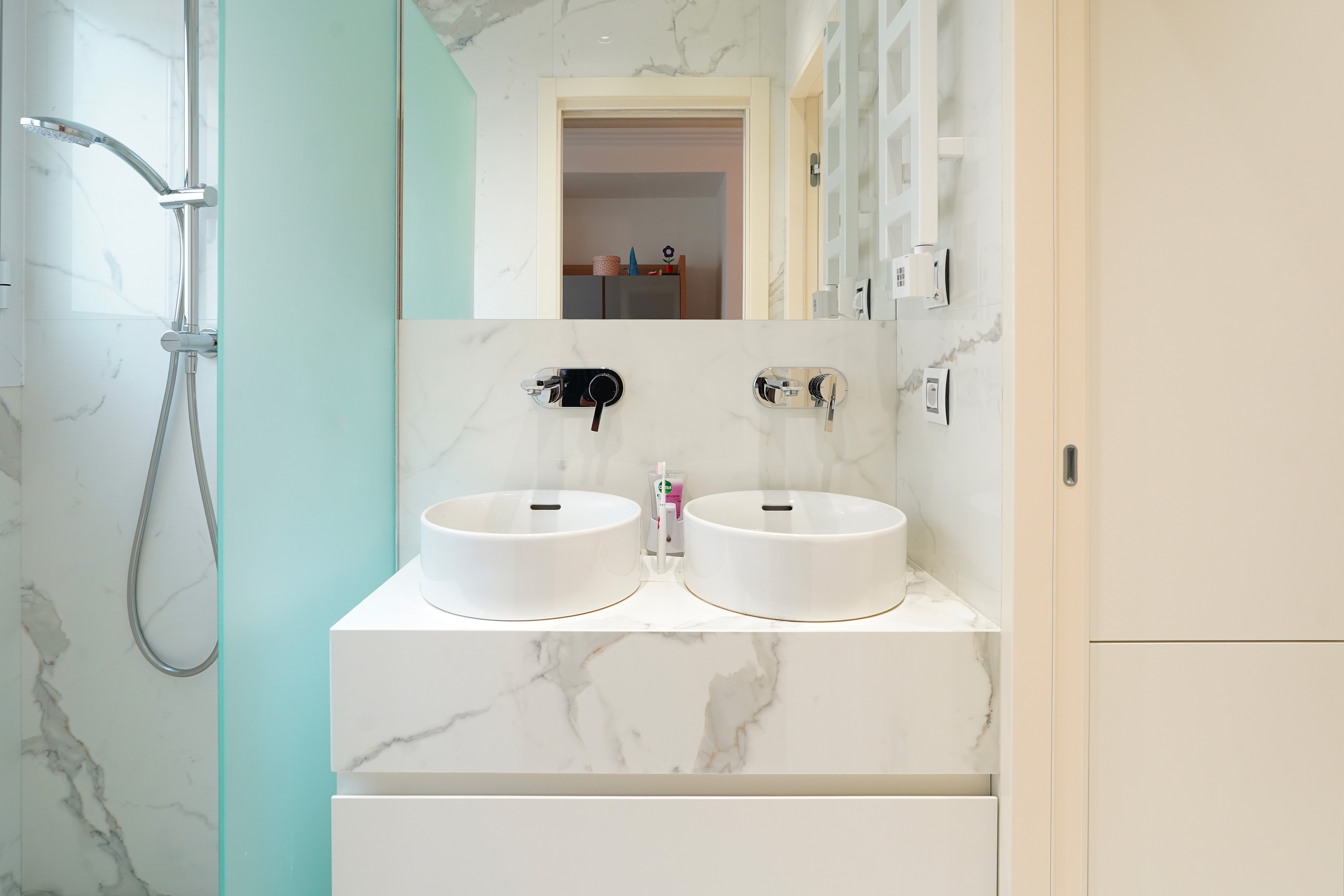 2UYtf_sdd-chambre-2-bermuda-jardin-exotique-barnes-monaco-1755784594.jpg