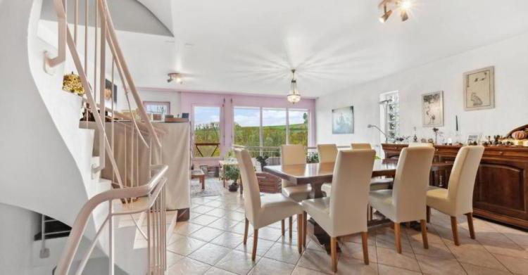 Maison contiguë 5.5 pièces