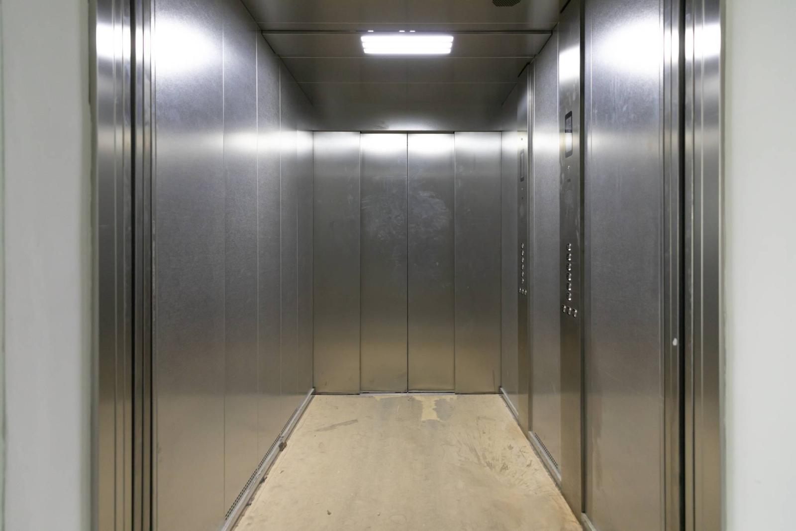 Magnifique surface de 1'430 m2 au 2ème étage d'un bâtiment moderne