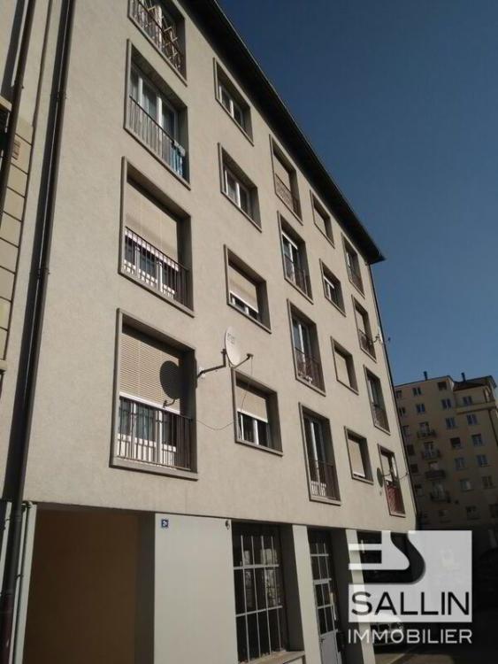 APPARTEMENT DE 3 PIECES AU CENTRE VILLE