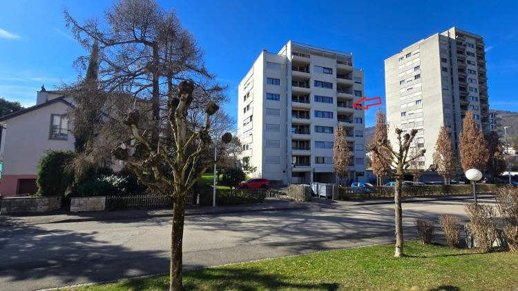 Prächtige 3,5-Zimmer-Wohnung mit Balkon in Delémont