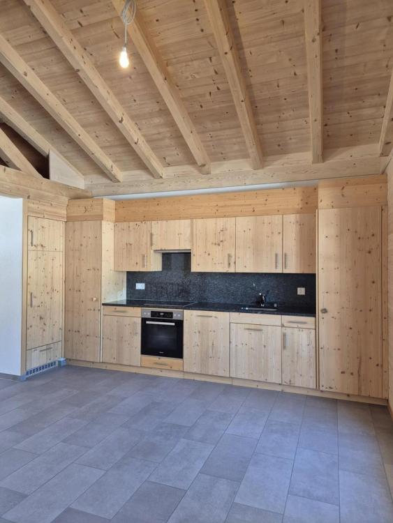 JAUN - 3.5 Zimmer Duplexwohnung