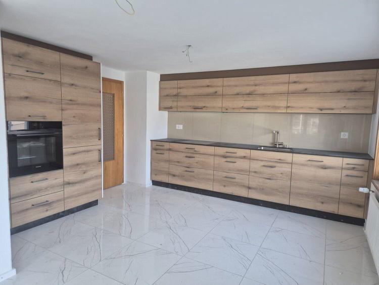 SUPERBE APPARTEMENT ENTIEREMENT RENOVE DANS UNE FERME