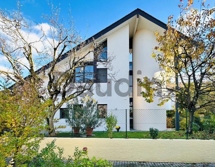 House for sale in Troinex, Switzerland