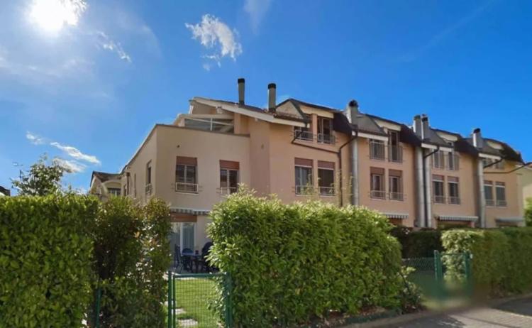 Spacieux et lumineux logement avec grande terrasse - Loué