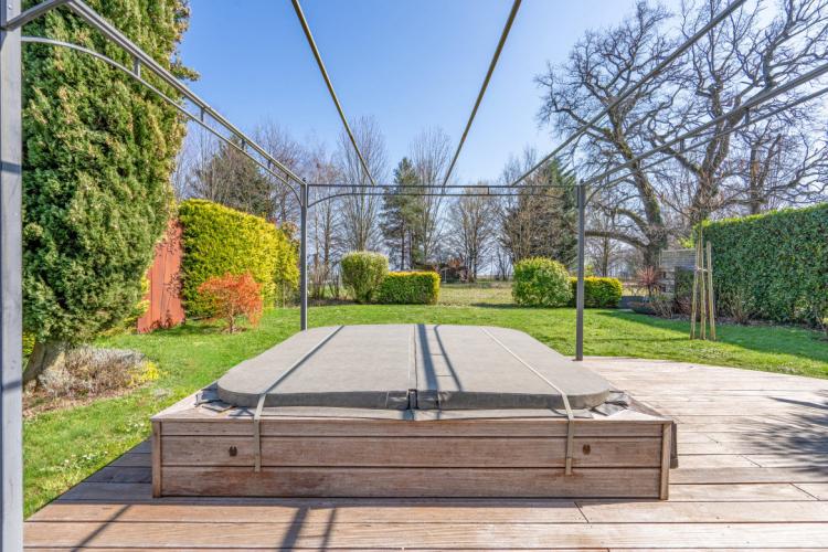 House for sale in Bursinel, Switzerland