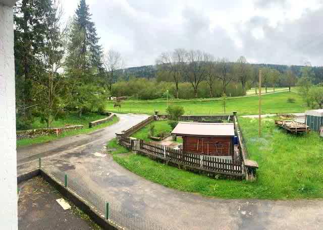 2127 Les Bayards/NE Verkauf eines neuchâteloischen Bauernhauses mit Scheune und Chalet