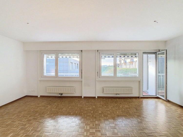 Grand et lumineux 4½ pièces proche de toutes commodités