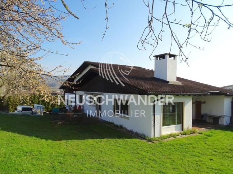 À Bassecourt en vente maison de 8.5 pièces avec 1 atelier