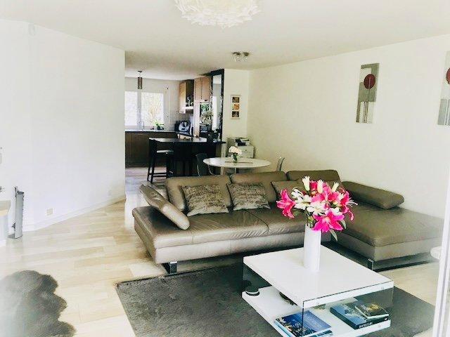 Maison contiguë 7 pièces