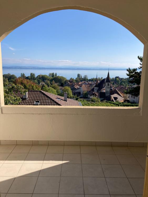 4,5 Zimmer mit Seeblick in Auvernier