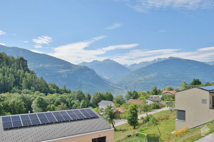 Magnifique villa neuve au calme avec une vue imprenable !