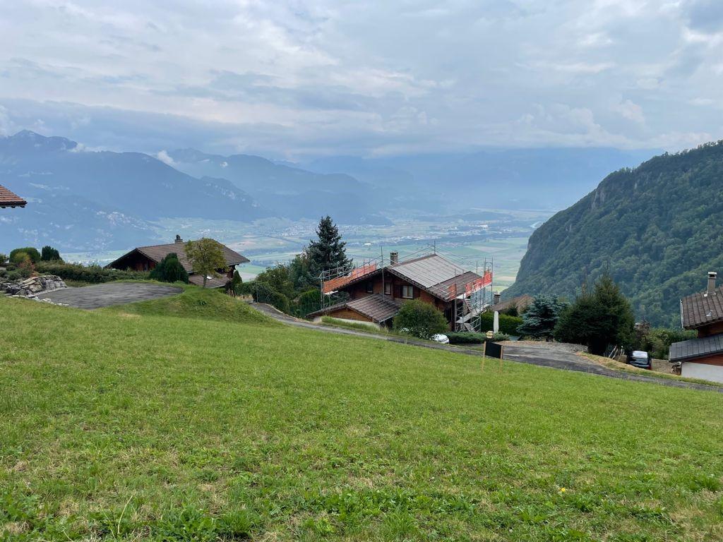 MIEX (VS) | CHALET 5.5 p SUR PLAN - 1028m2