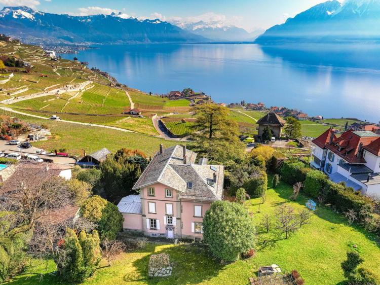 House for sale in Chexbres, Switzerland