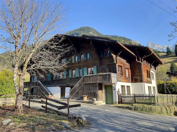 House for sale in Château-d'Oex, Switzerland