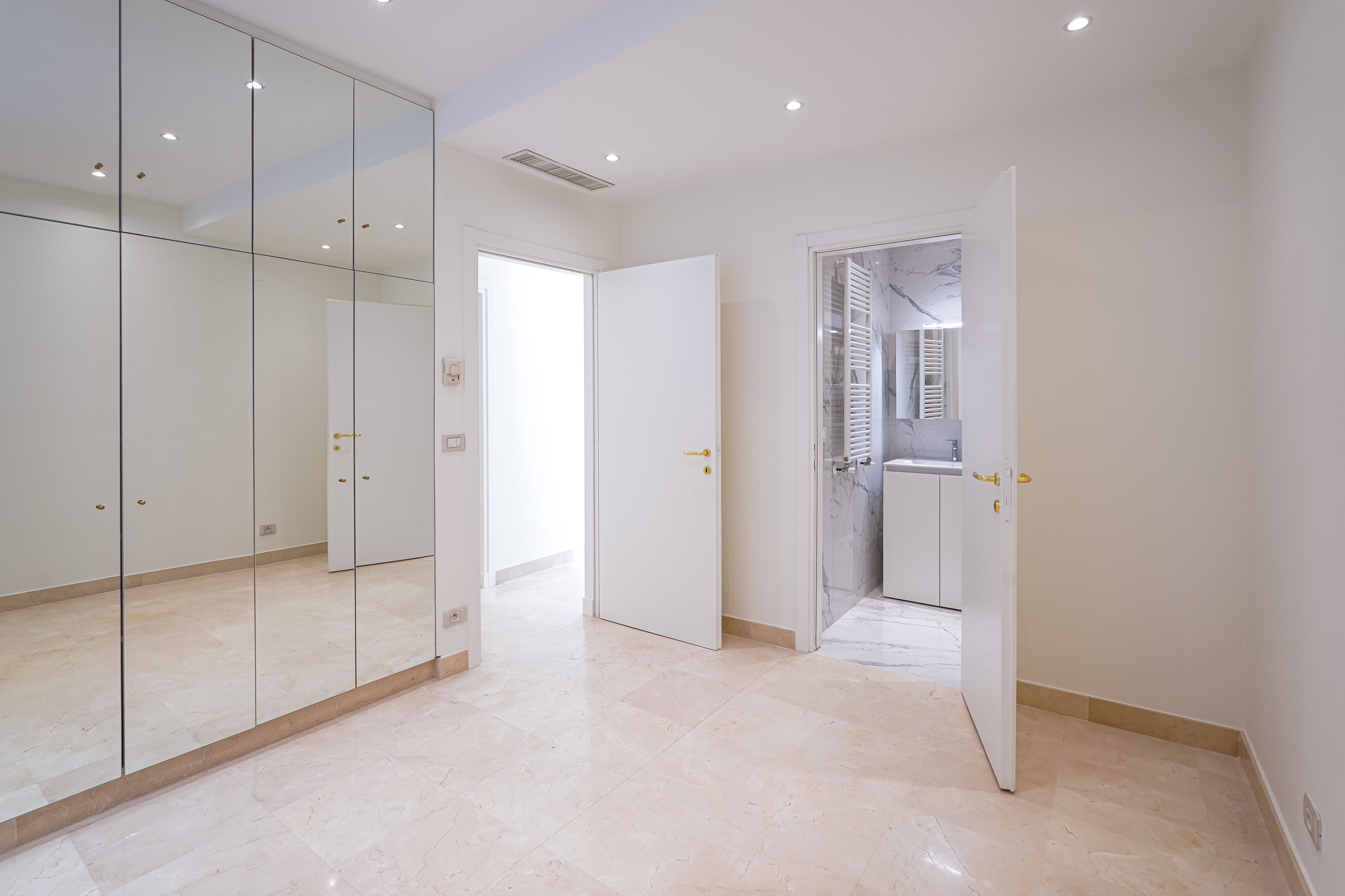 8WKch_chambre-zodiaque-valeri-agency-monaco-1785766836.jpg