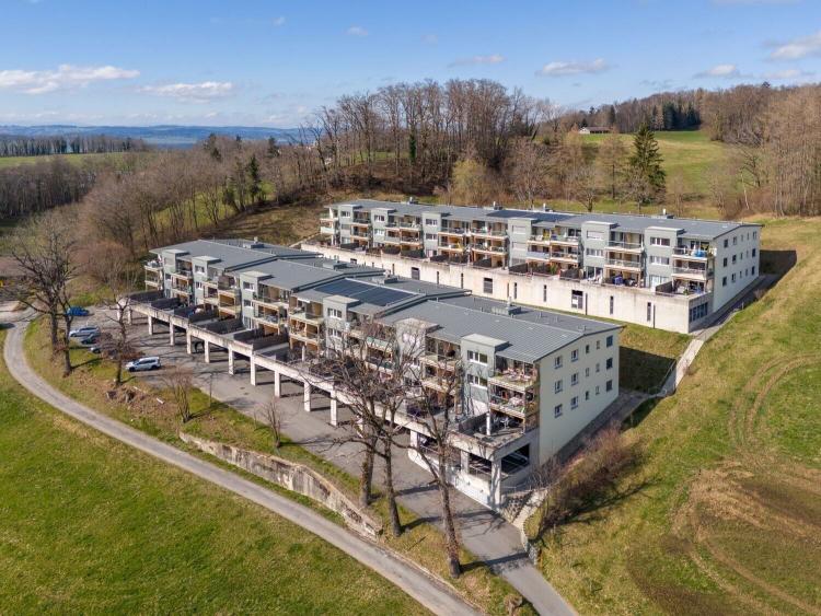 Appartement de 3.5 pièces au rez-de-chaussée