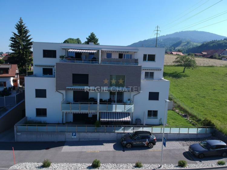 A 2 pas de la Migros Magnifique 4.5pces en attique avec grand balcon