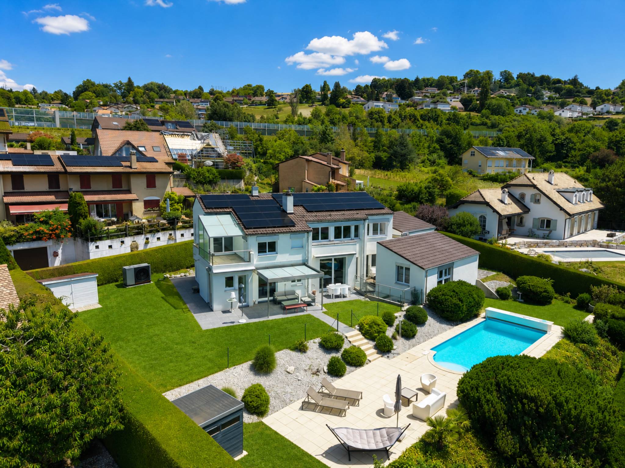 9jziK_kaban-bien-6740251.png