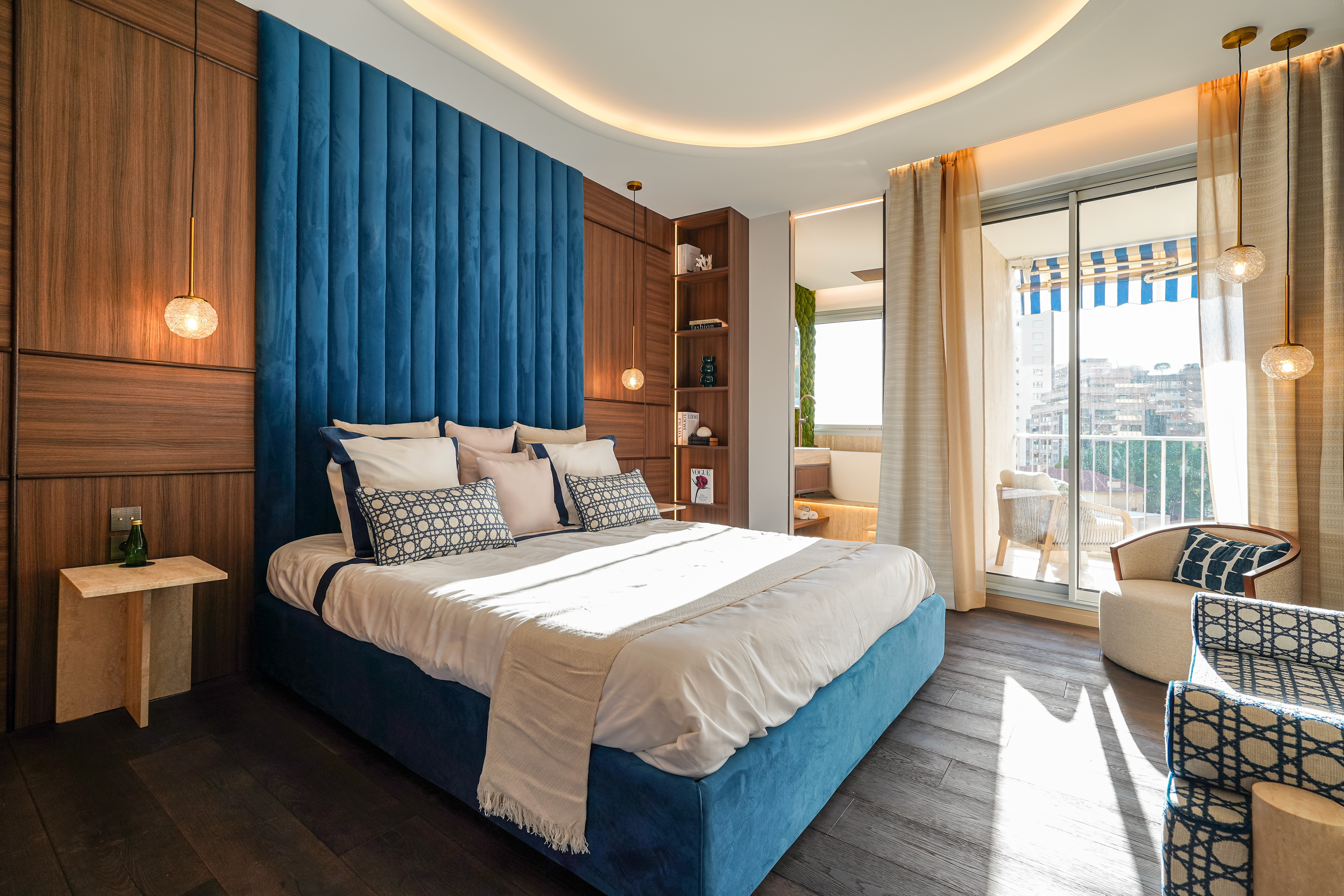 9l5QO_chambre-master-bis3-chateau-perigord-barnes-valeri-agency-monaco-1767802188.jpg