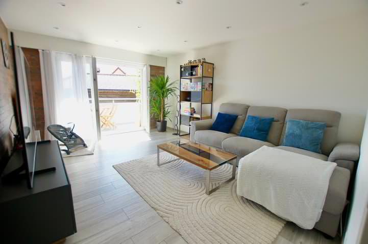 Charmant appartement de 4 pièces rénové à Semsales