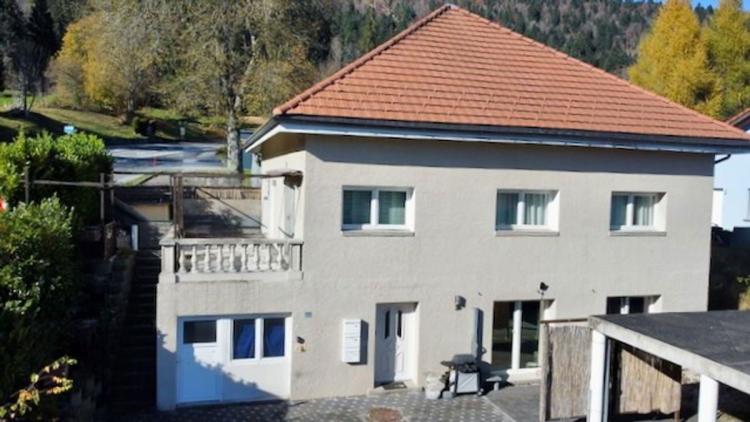 En exclusivité: 6 pièces en duplex + 3 pièces - Terrasses, couvert à voitures