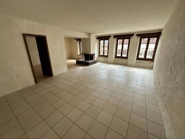 Joli logement de 3,5 pièces bénéficiant d'une surface de 119m2 à...
