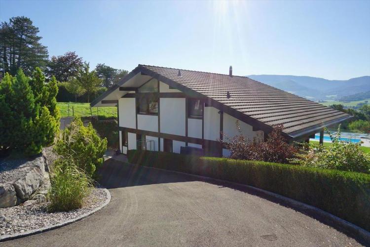 Villa de luxe avec piscine et vue imprenable