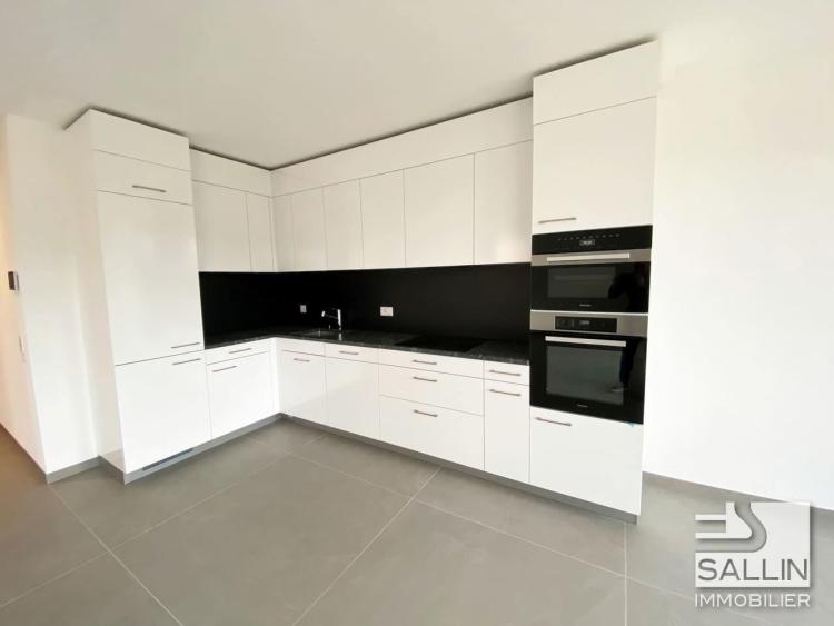 Helles 3½-Zimmer-Apartment im 3. Stock