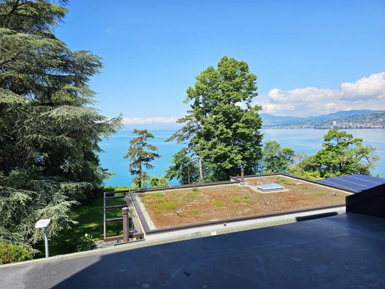 House for sale in Villeneuve, Switzerland