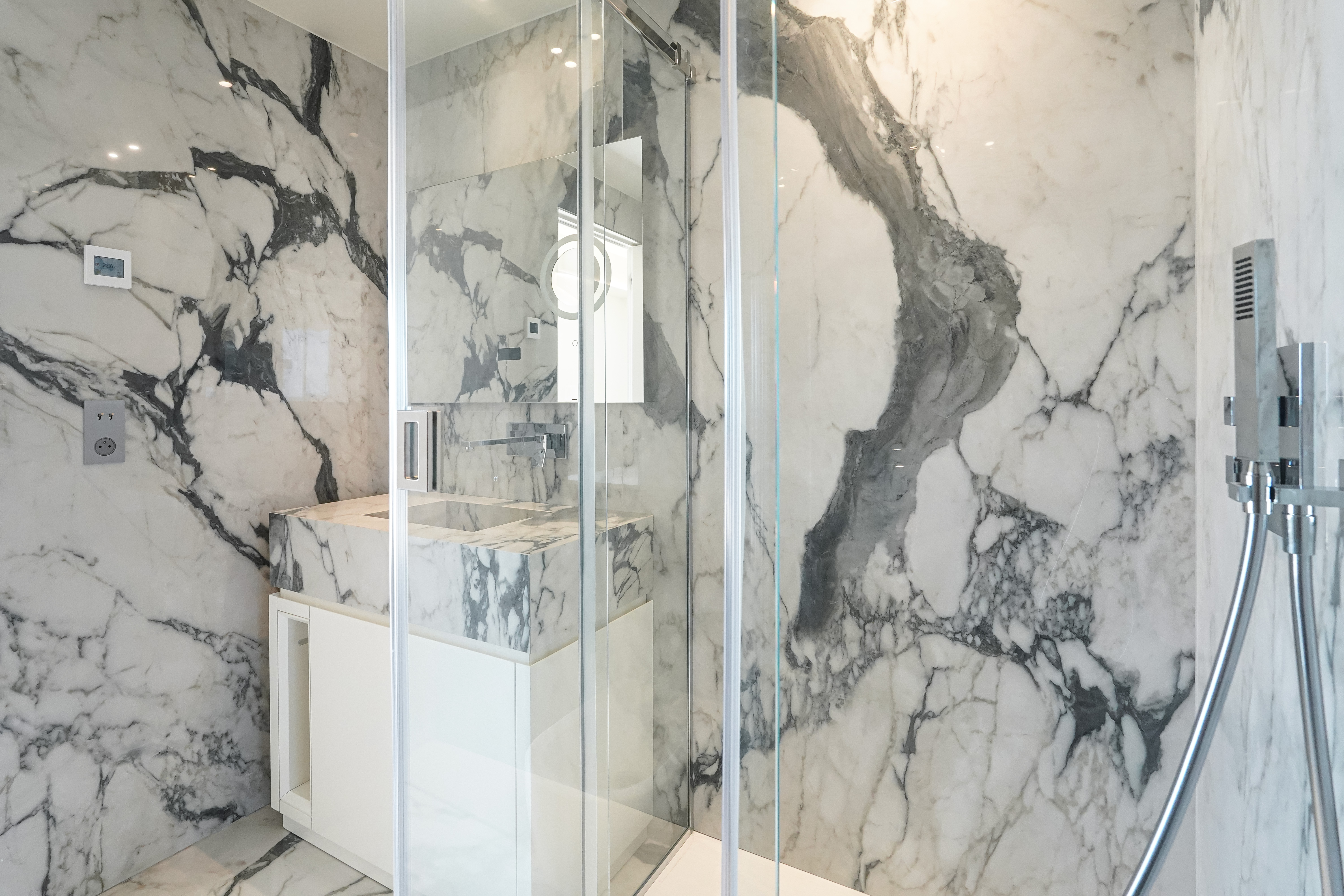 Aqrak_sdd-ch4-villa-annonciade-barnes-valeri-agency-monaco-1779292116.jpg